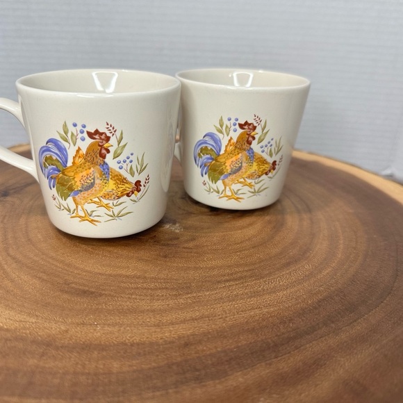 Rooster Design Ceramic Mugs - Cream and Multicolor - Picture 2 of 8